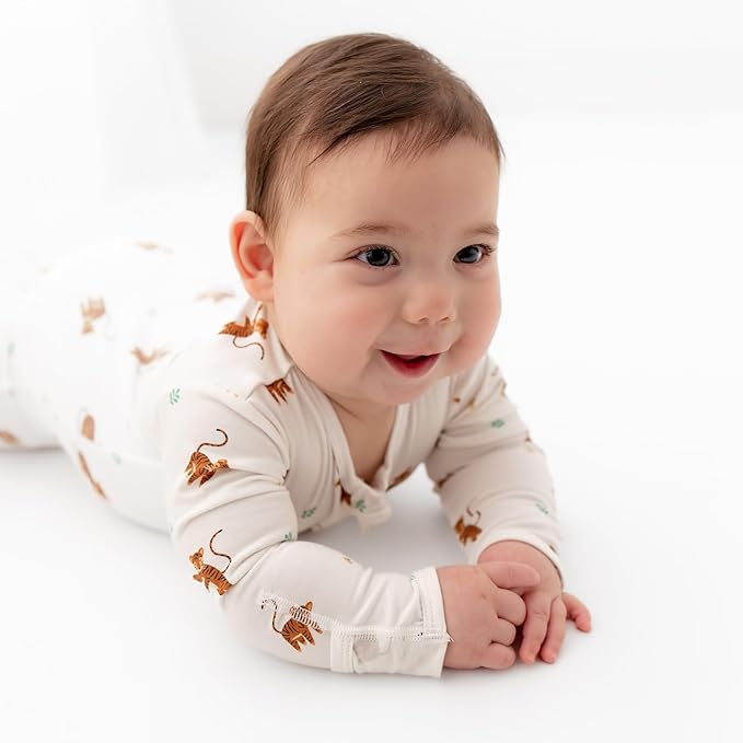 Bamboo Little Soft Baby Footie Pajamas, Baby Clothes, Newborn Sleepers, 95% Viscose and 5% Spandex, 0-24 Months