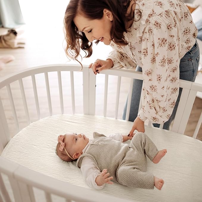 lulumoon Baby Muslin Bassinet Sheets: Cotton Bassinet Sheets Neutral for Boys and Girls - Fitted for Oval Rectangle or Hourglass