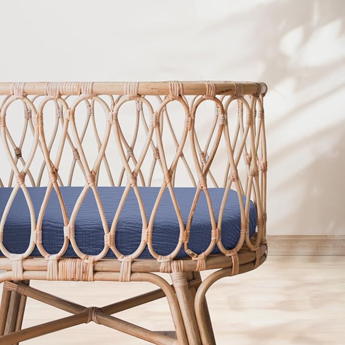 lulumoon Baby Muslin Bassinet Sheets: Cotton Bassinet Sheets Neutral for Boys and Girls - Fitted for Oval Rectangle or Hourglass