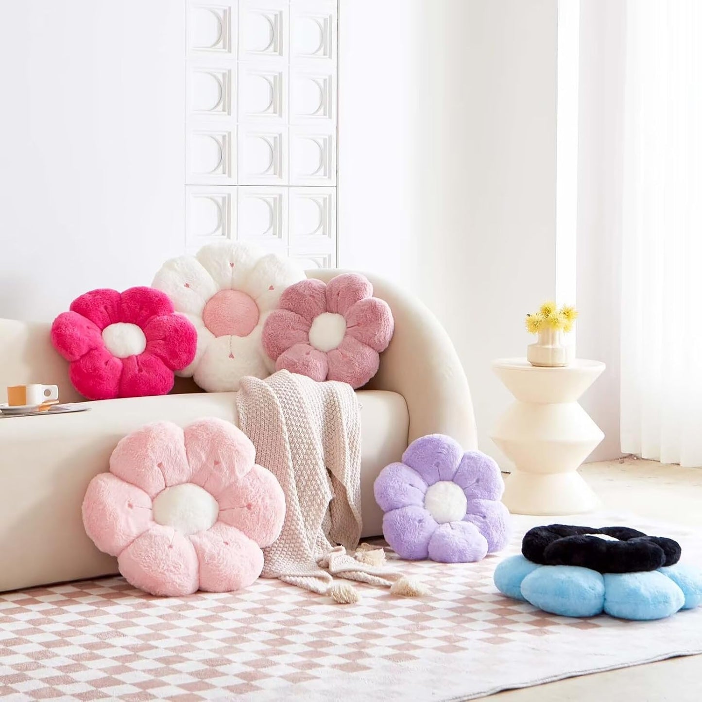 Flower Pillow, Cute Flower Shaped Decorative Pillow, Soft Rabbit Fur Daisy Pillow Home Decor Floor Seating Cushion for Bedroom Living Room (Light Purple 14.9 Inch)