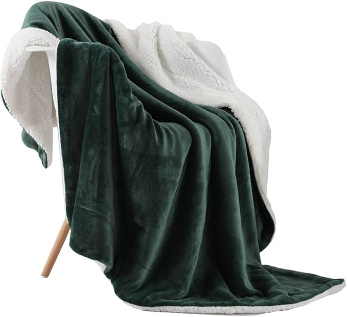 NANPIPER Flannel Blanket Reversible Sherpa Throw Blanket Super Soft Plush Warm Fleece Microfiber for Home/Outdoor/Travel (50"x60",Olive Green)