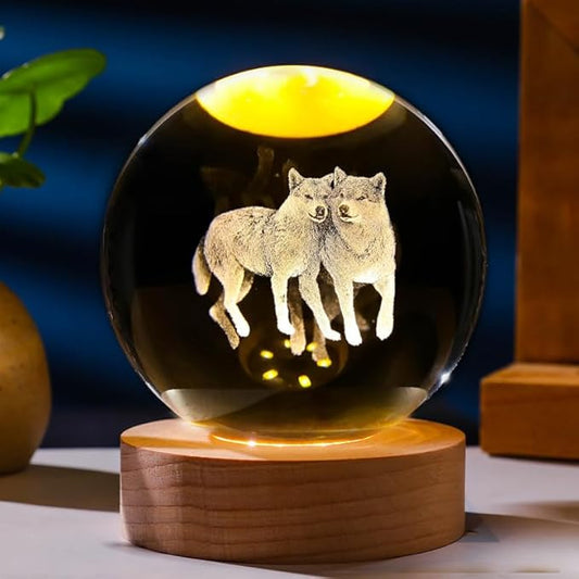 3D Wolfs Crystal Ball, Laser Engraved Wolf Figurines Decor Glass Animals Figurine, 2.4" Paperweight Decor Stuff for Anniversary Birthday, Best Friend Wolf Lovers Keepsake