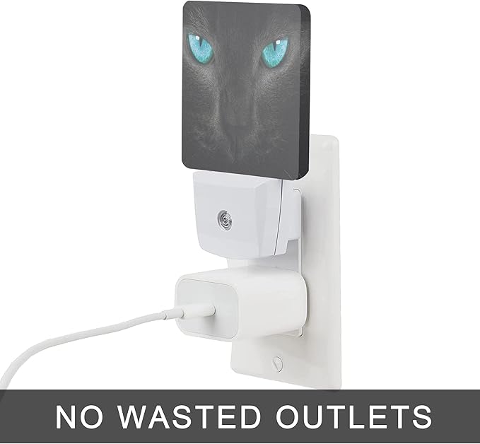 Cat Night Light,Black Cat Eye Plug-in Night Lights with Dusk-to-Dawn Sensor for Girlfriend/Boyfriend Gift Sleep Friendly lamp for Bedroom, Bathroom and Living Room,0.5W