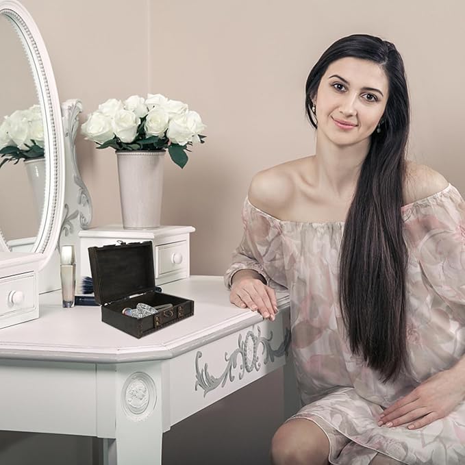 Veemoon Wooden Treasure Chest Box with Lock, Retro Pirate Jewelry Box Antique Cosmetic Storage Case Portable Chest with Hinged Lid Lock for Jewelry Cosmetic Photography Party Decoration (6 * 4.6")