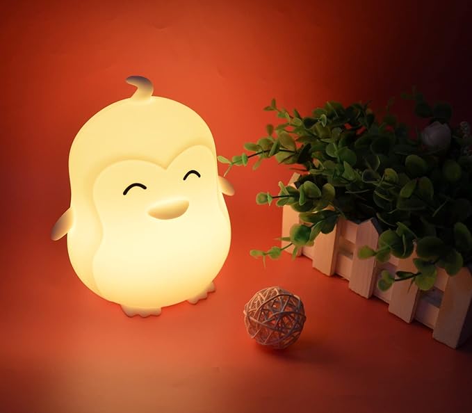 WHA&DARREN Penguin Night Light for Kids, Portable, Rechargeable Silicone Baby Night Light, Girls and Boys Animal Lamp, Kawaii Lamp