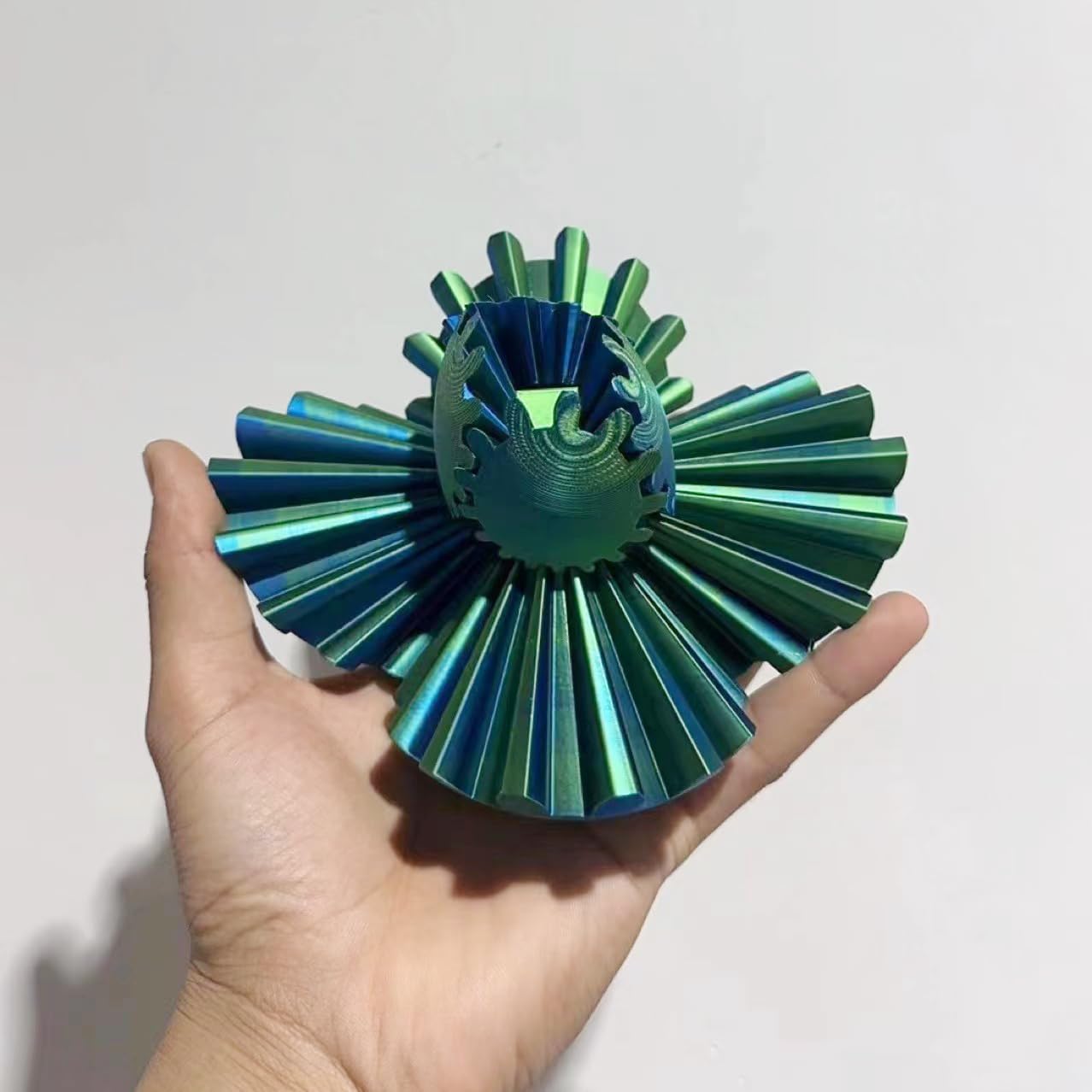 Gear Ball Gear Sphere 3D Printed Gear Ball Cube Fidget Toys Spin Ball Gear Sphere Puzzle Stress Cube Desk Toys Creative Gifts for Adults Kids(Green Blue-10)