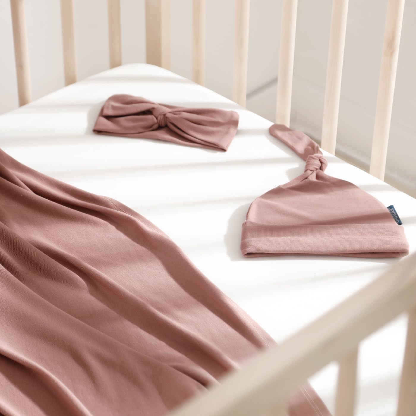 GRSSDER Newborn Swaddle Blanket, Ultra Soft Jersey Receiving Blanket with Matching Headband and Beanie Set 33×44", Stretchy Baby Neutral Swaddle Wrap for Girls and Boys