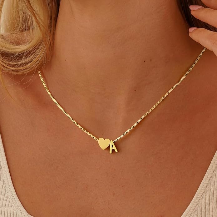 Eioi & Lmnm Gold Initial Necklace for Girls Kids Women, 18K Gold Plated Heart Tiny A-Z Pendant Necklace Dainty Letter Necklaces Cute Monogram Name Necklaces Gifts for Girl Age 5 6 7 8 9 10