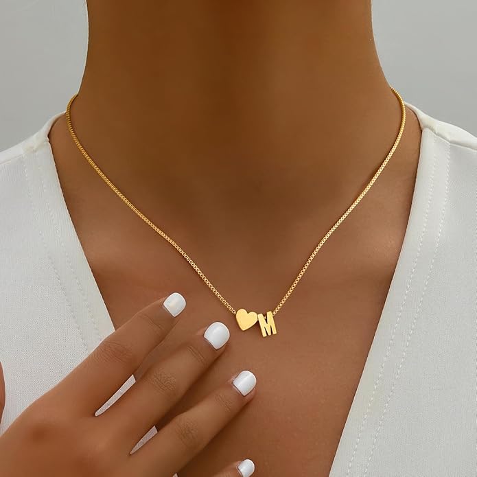 Eioi & Lmnm Gold Initial Necklace for Girls Kids Women, 18K Gold Plated Heart Tiny A-Z Pendant Necklace Dainty Letter Necklaces Cute Monogram Name Necklaces Gifts for Girl Age 5 6 7 8 9 10