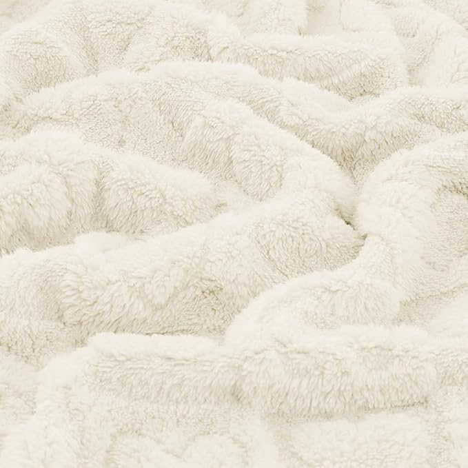 CREVENT 30"X40" Cozy Soft Warm Sherpa Baby Blanket for Girls Boys, Newborn Essentials for Infant, Baby Shower Receiving Gift - White Heart 75X100cm