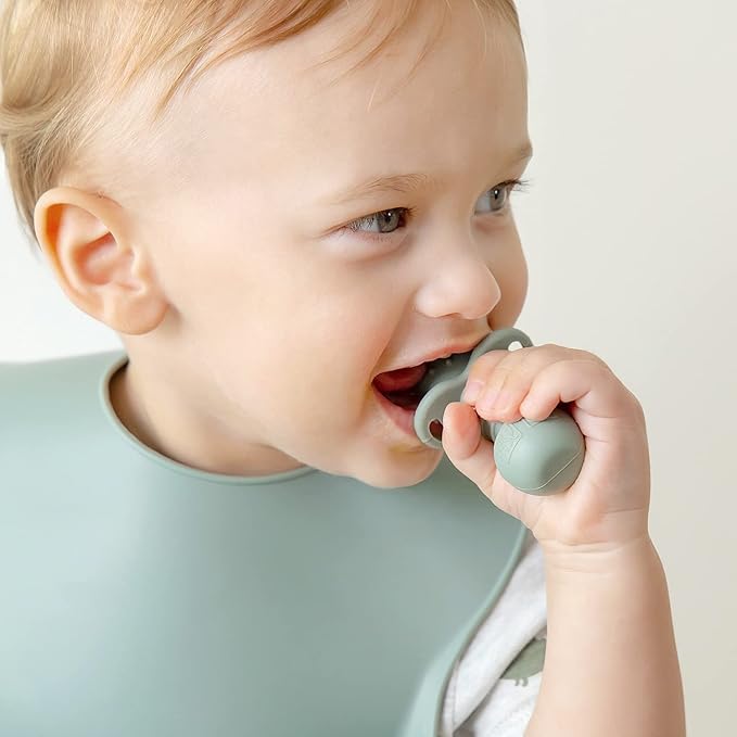 SAMiGO Silicone Baby Utensils - Self Feeding Spoons and Tiny Training Cup - First Stage Baby Led Weaning Supplies for 6 Months+ Infants - Set of 3