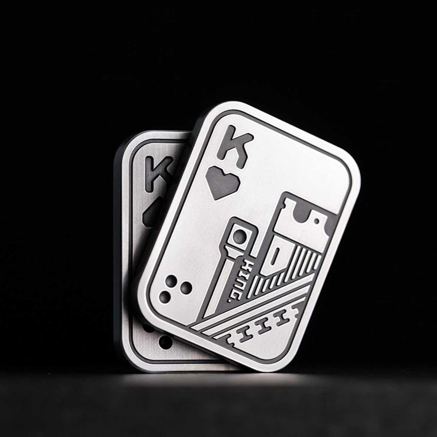 New Decompression Metal Poker Fidget_Slider，Manually Rotate Adult Office Decompression Toys to Relieve Pressure, Tabletop Toys for Adults and, Pressure Novel Toy Gift for Kids or Friends (silveryKK)