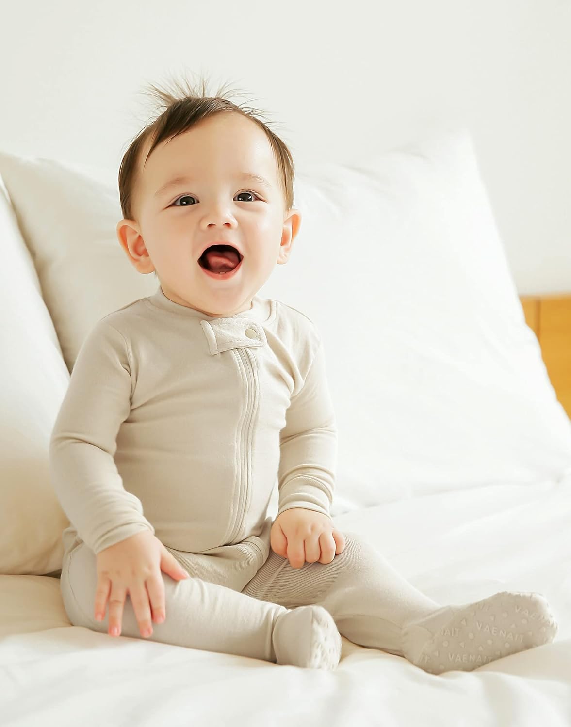 VAENAIT BABY Infant Toddler Boys Girls Footed One-Piece Sleep and Play Premium Modal Pajamas 1-2 Pieces