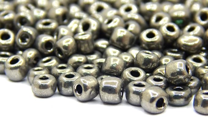 Perlin Glass Seed Beads 4mm 6/0 Round Mini Small Pony Spacer Beads 1100pcs for Jewelry Making Earrings Bracelets Pendants Waist DIY Handmade Metallic Color Kit (Antique Silver Metallic)