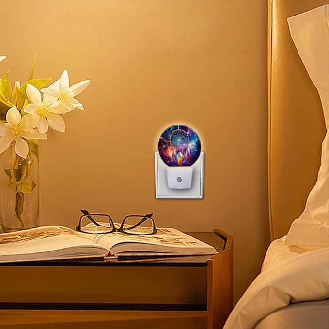 Round LED Night Lights Lamp with Dusk to Dawn Sensor, Colorful Dreamcatcher with Feathers in The Center Night Light Plug Into Wall for Kids Room, Bedroom, Bathroom, Kitchen, Hallway