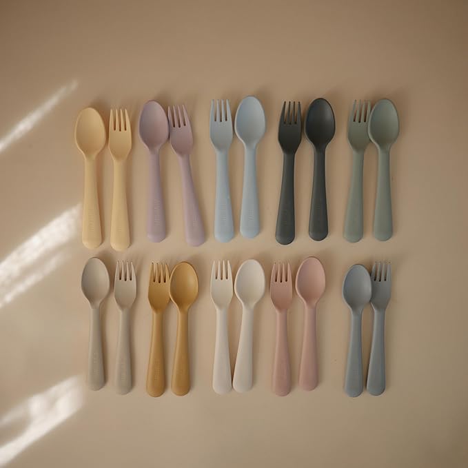 mushie Flatware Fork and Spoon Set for Toddlers | Made in Denmark (Soft Lilac)
