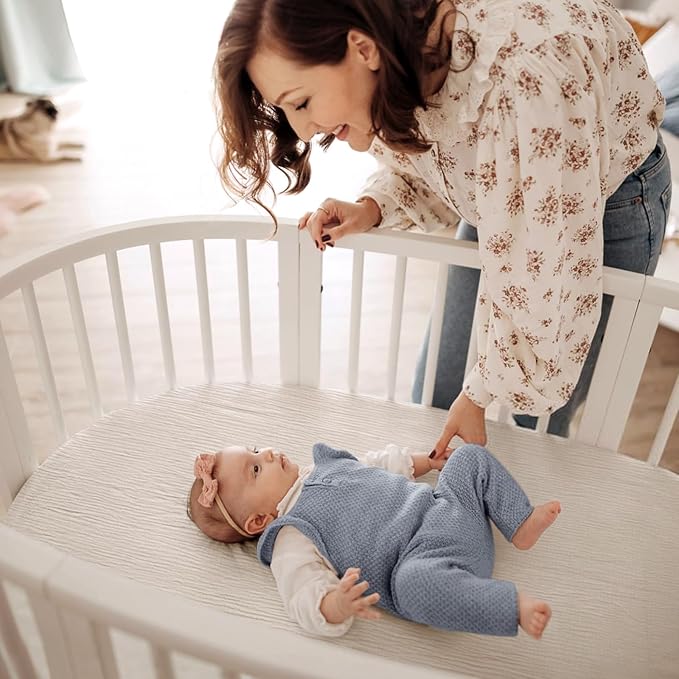 lulumoon Baby Muslin Bassinet Sheets: Cotton Bassinet Sheets Neutral for Boys and Girls - Fitted for Oval Rectangle or Hourglass (Navy & Cream, Standard Bassinet)