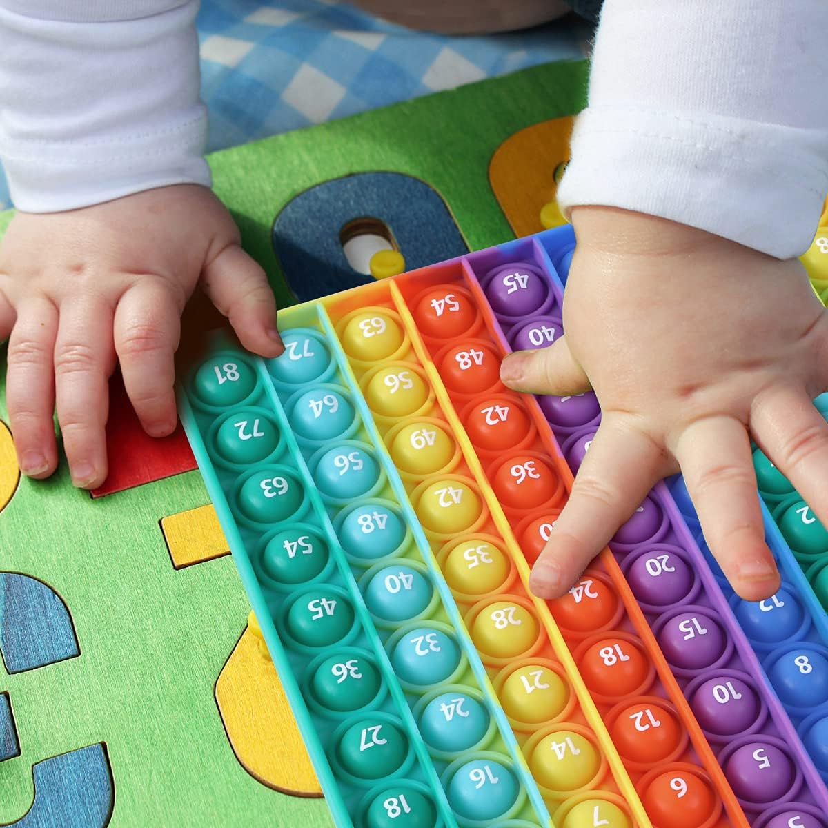 9 x 9 Multipication Games, Kingmall Rainbow Square Fidget Toy 100bubbles Stress Relieving Multiplication Pop for Teachers to Create Kinds of Math Manipulatives【with 1-9 Multiplication Tables】