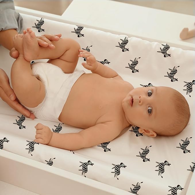 Gllquen Baby Bassinet Sheets 2 Pack, 100% Organic Cotton Bassinet Fitted Sheets for Girls Boys, Soft & Breathable Unisex Baby Mattress Sheet for Standard Bassinets 33"x17"(Yellow)