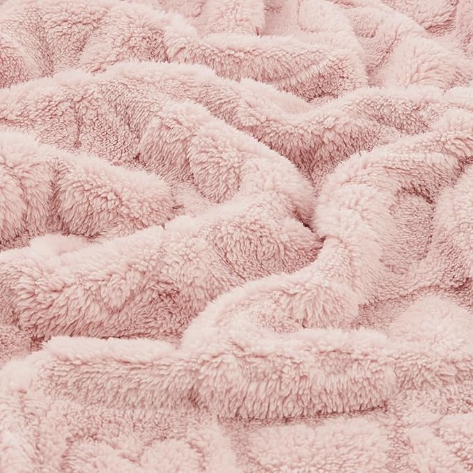 CREVENT 30"X40" Cozy Soft Warm Sherpa Baby Blanket for Girls Boys, Newborn Essentials for Infant, Baby Shower Receiving Gift - Pink Heart 75X100cm