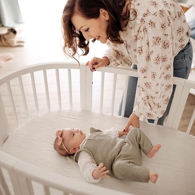 lulumoon Baby Muslin Bassinet Sheets: Cotton Bassinet Sheets Neutral for Boys and Girls - Fitted for Oval Rectangle or Hourglass