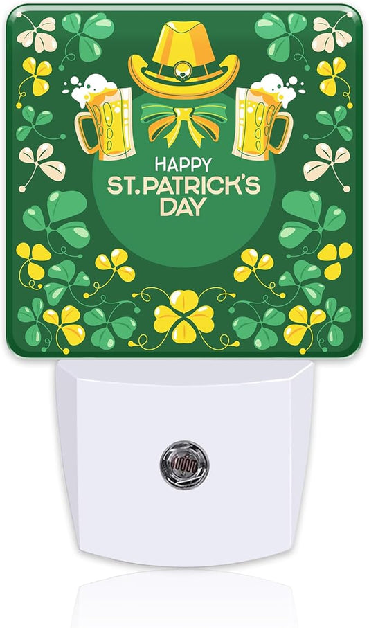 Happy St. Patrick's Day Night Light for Kids,Green Shamrock Leprechaun and Rainbow Night Light Plug in with Dusk to Dawn Sensor, 0.5w Energy Saving Sleep Friendly Nightlight for Kitchen Bedroom