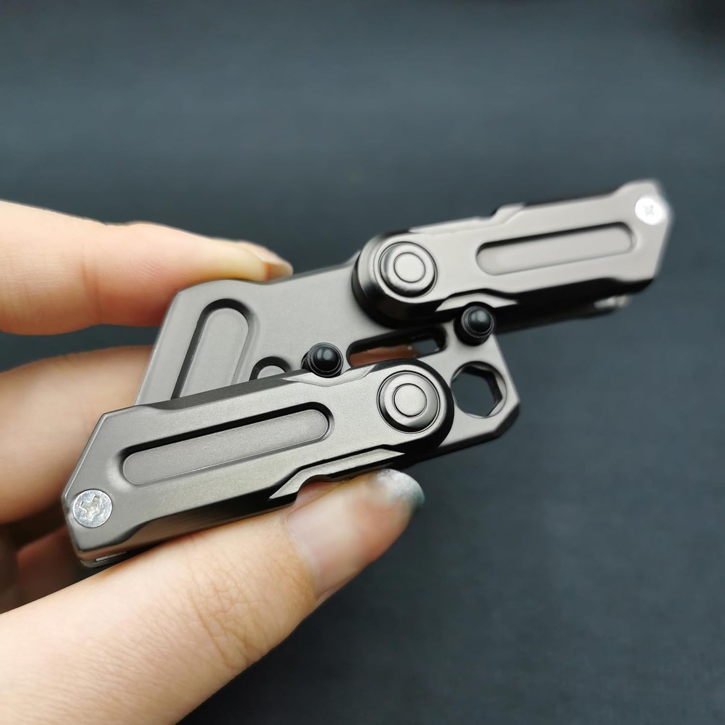 EDC Fidget Sliders Fidget Toys Stress Relief for Adults Magnetic Metal Multifunctional crowbar Fidget Slider Spinner