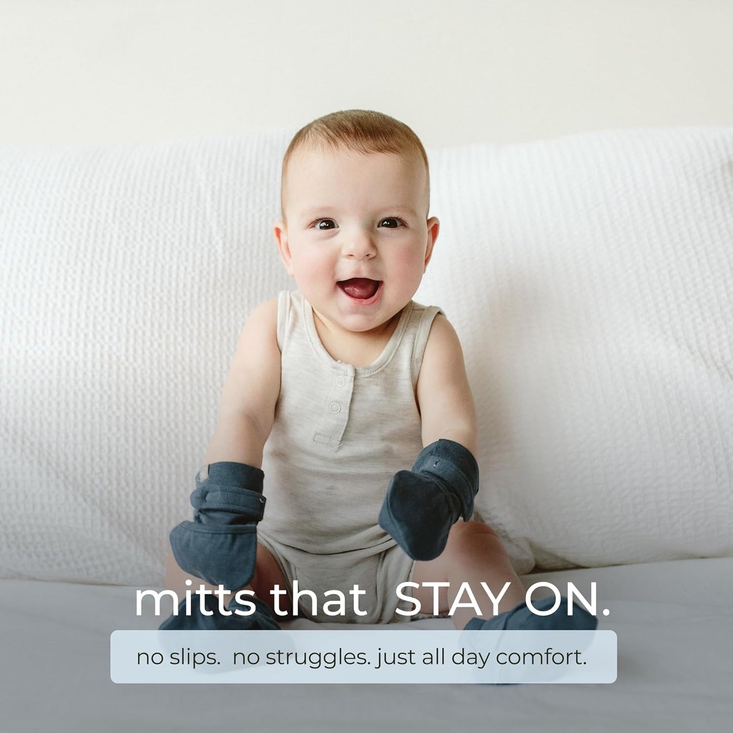 goumikids Viscose Made from Bamboo Cotton Stay-On Mitts, 3-6m Midnight Mitts