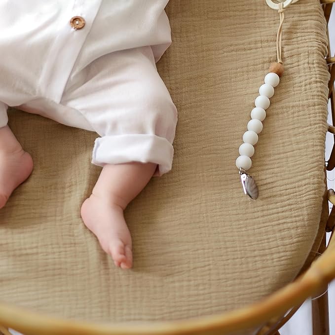 lulumoon Baby Muslin Bassinet Sheets: Cotton Bassinet Sheets Neutral for Boys and Girls - Fitted for Oval Rectangle or Hourglass