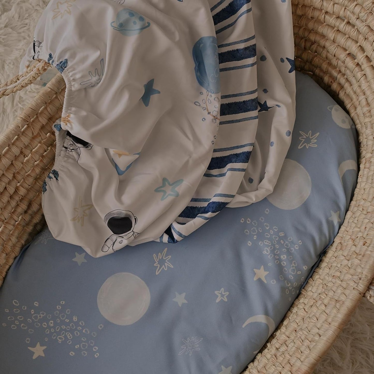 Gllquen Baby Bassinet Sheets 4 Pack, Breathable Cozy Fitted Mattress Sheet, Elastic Travel Crib Fashionable Pattern, Standard Cradle Safe Sheets for Baby Boys Girls 32"x16"(Astronaut)