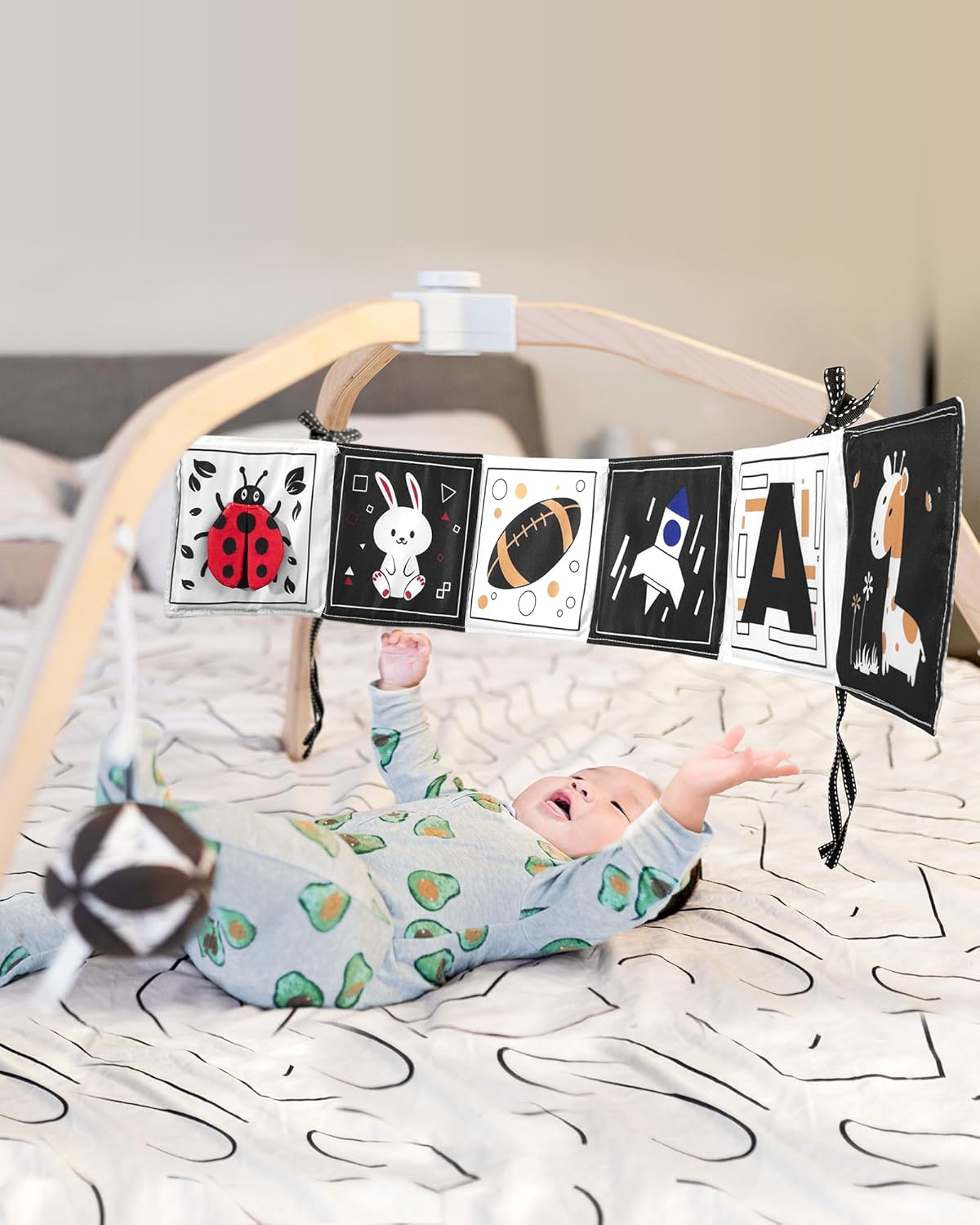 Infinno High Contrast Baby Toys for Newborn, Tummy Time Mirror Black and White Toys for 0-6 Months, Visual Sensory for Infant 0-3-6 Months, Newborn Baby Registry Essential Stuffers