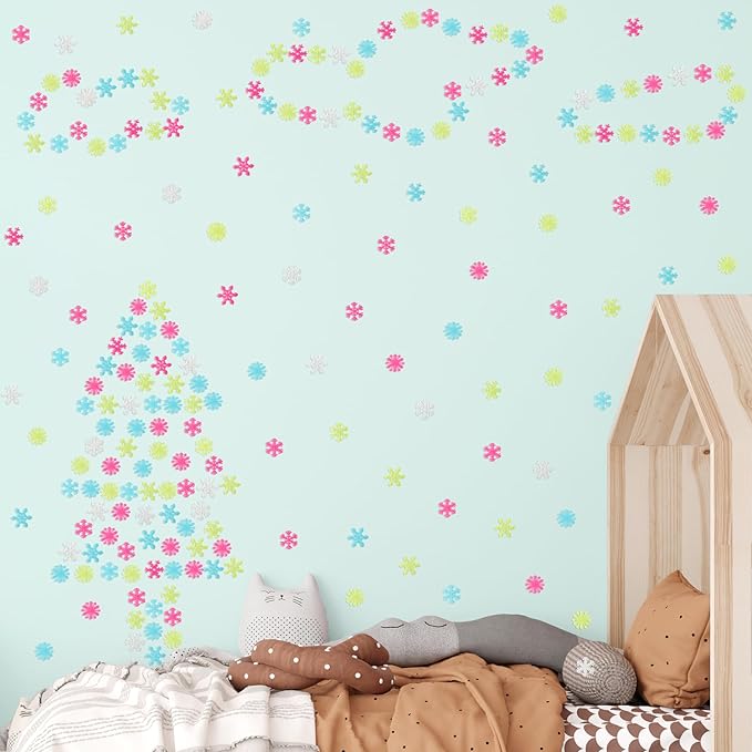 100PCS Removable Colorful Glow In the Dark Snowflake Wall Decor Fluorescent Noctilucent Plastic Glowing Snowflakes Wall Stickers Christmas Decal for Wall Ceiling Kids Girls Nursery Bedroom Living Room