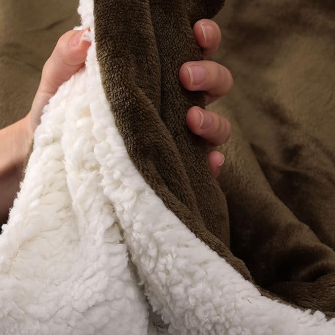 NANPIPER King Size Sherpa Blanket, Soft Fleece Throw for Bed, Reversible Thick Fuzzy Blanket for Winter (Military Olive Green, 90x108 inches)