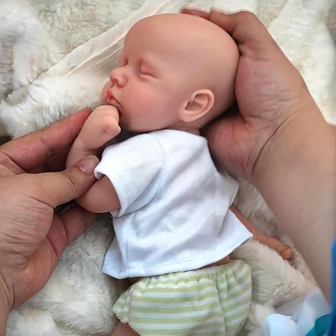 12" Silicone Full Body Reborn Baby Doll Realistic Newborn Doll Lifelike Closed Eyes Sleeping Baby Girl The Look Real Doll Stress Relief with Clothes Accessories