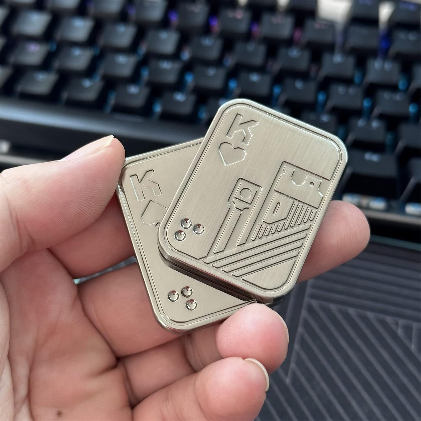 Metal Poker Fidget Slider EDC Adult Fidget Toys ADHD Tool Anxiety Stress Relief Toys Office Desk Toys Gifts for Boyfriend and Father (Silver Skull)