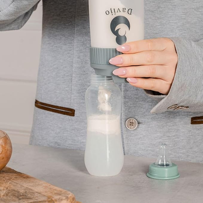 Formula Dispenser - Completely Replaces Hand Scooping - Fill The Desired Portion with just a Few clicks - Formula Container to go - 10ounces Baby Milk Powder Storage