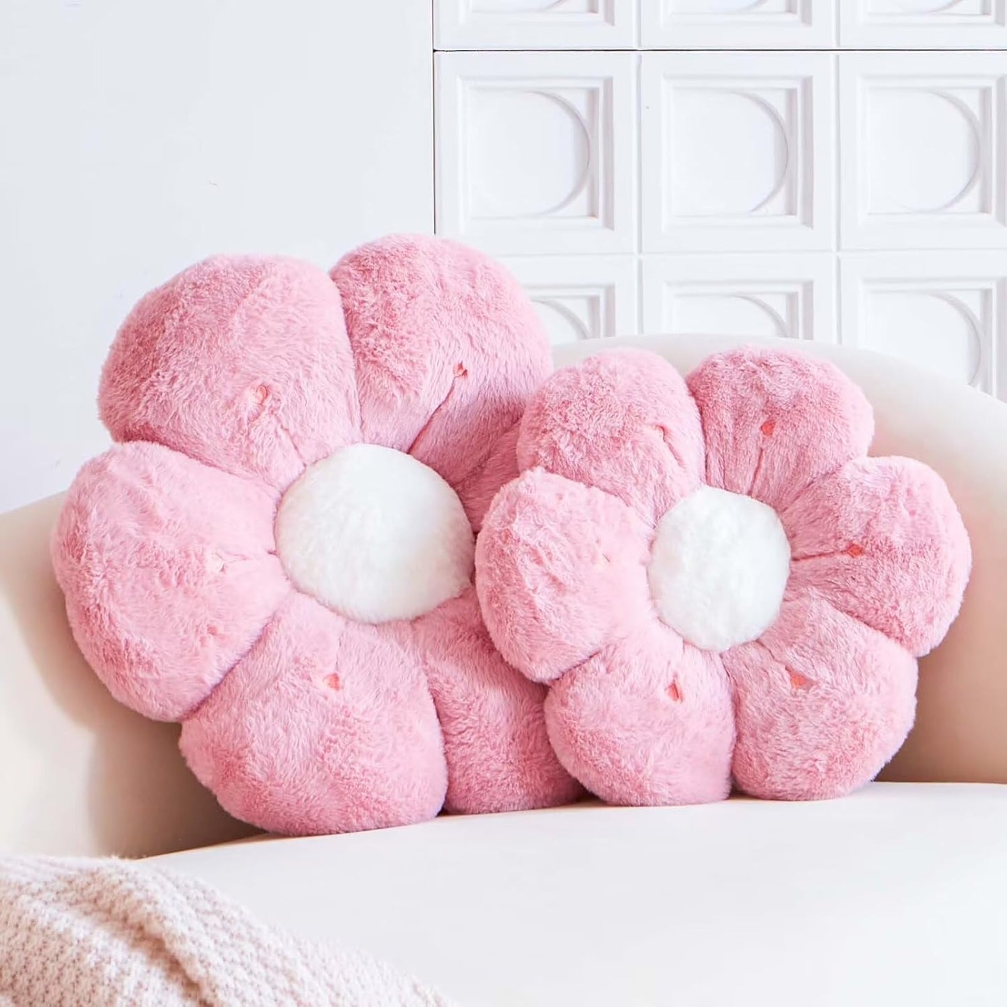Flower Pillow, Cute Flower Shaped Decorative Pillow, Soft Rabbit Fur Daisy Pillow Home Decor Floor Seating Cushion for Bedroom Living Room (Dusty Pink 14.9 Inch)