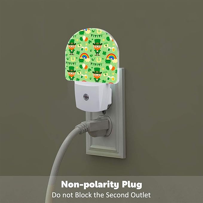 St. Patrick's Day Cute Pattern Night Light for Kids,Green Shamrock Leprechaun Rainbow Night Light Plug in with Dusk to Dawn Sensor, 0.5w Energy Saving Sleep Friendly Nightlight for Kitchen Bedroom