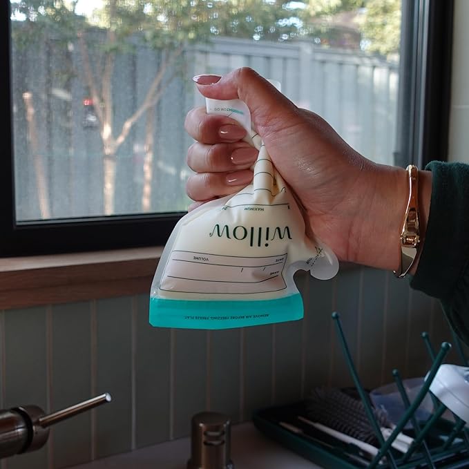 Willow - 8oz Breast Milk Storage Bags - 100ct - Double Zip Seal for Durability - Freezer & Fridge Breastmilk Storage - Easy Pour Spout for Bottle Transfer - BPA Free - Breastfeeding Essentials