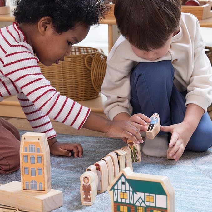 Kaplan Early Learning Friends Around The World Wooden Figures Set - 20-Piece Multicultural Diverse People Playset for Dramatic Play, Block Play, and Storytelling, Toddlers, Ages 2+