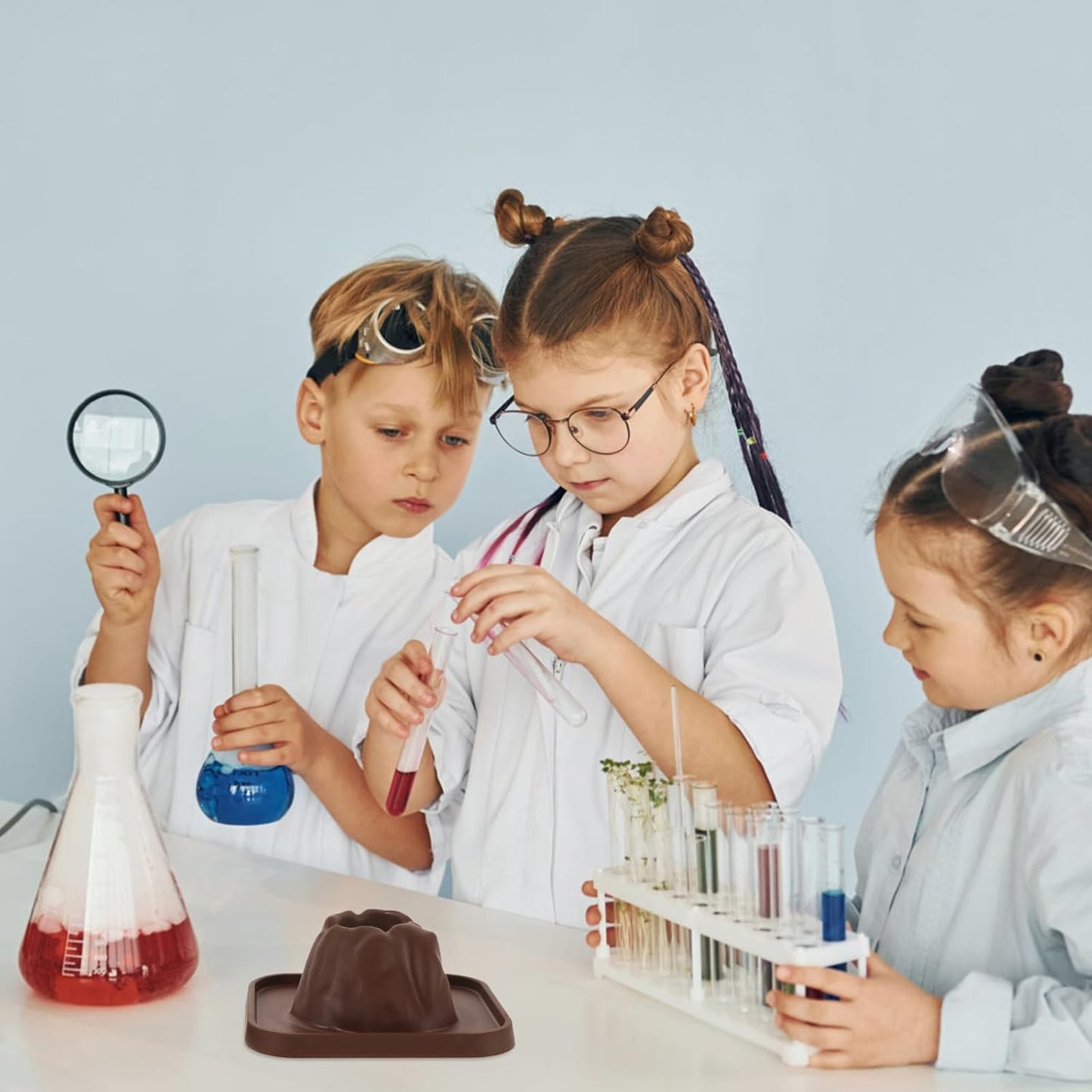 Volcano Science Kit for Kids：School Figure Model Experiment，DIY Demonstration Props Erupting Volcano Toy Fun Educational Science Experiment for Ages 4-6 Perfect for Group Activities and Stem Learning