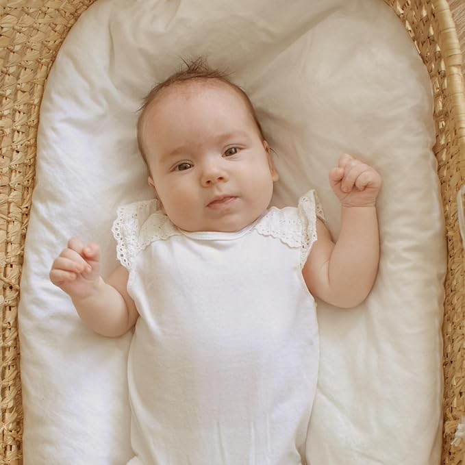 Gllquen Baby Bassinet Sheets 2 Pack, 100% Organic Cotton Bassinet Fitted Sheets for Girls Boys, Soft & Breathable Unisex Baby Mattress Sheet for Standard Bassinets 33"x17"(White)