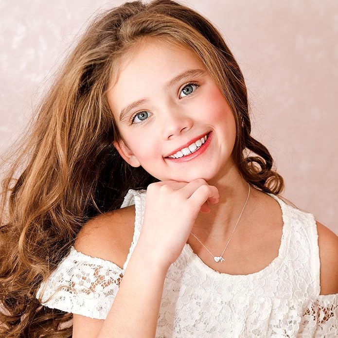 Turandoss S925 Sterling Silver Heart Initial Necklaces for Girls Teen Girls, Dainty S925 Sterling Silver Tiny Heart Initial Necklace Letter Necklaces Trendy Jewelry Gifts for Girls Teen Girls