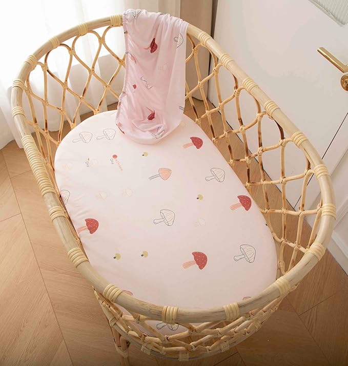 SDY Mushroom Bassinet Sheets Set 2 Pack for Boys Girls， Universal Fit for Bassinets Baby Cradle Moses Basket Oval Rectangle Mattress Safe and Snug 32 * 16 * 4 inches (Mushroom Day)
