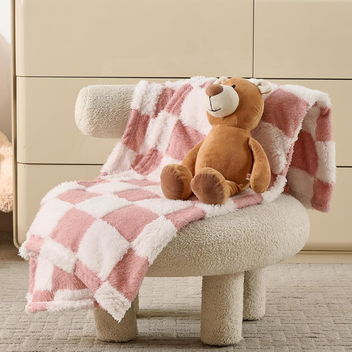 Fleece Baby Blanket for Girls 3D Checkerboard Design, Warm Cozy and Fluffy Infant Newborn Toddler Small Receiving Blankets for Crib Stroller, 30x40 Inches, Pink1