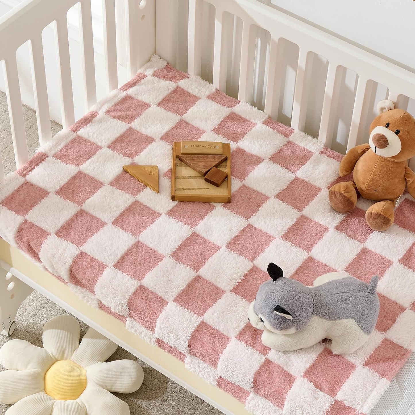 Fleece Baby Blanket for Girls 3D Checkerboard Design, Warm Cozy and Fluffy Infant Newborn Toddler Small Receiving Blankets for Crib Stroller, 30x40 Inches, Pink1