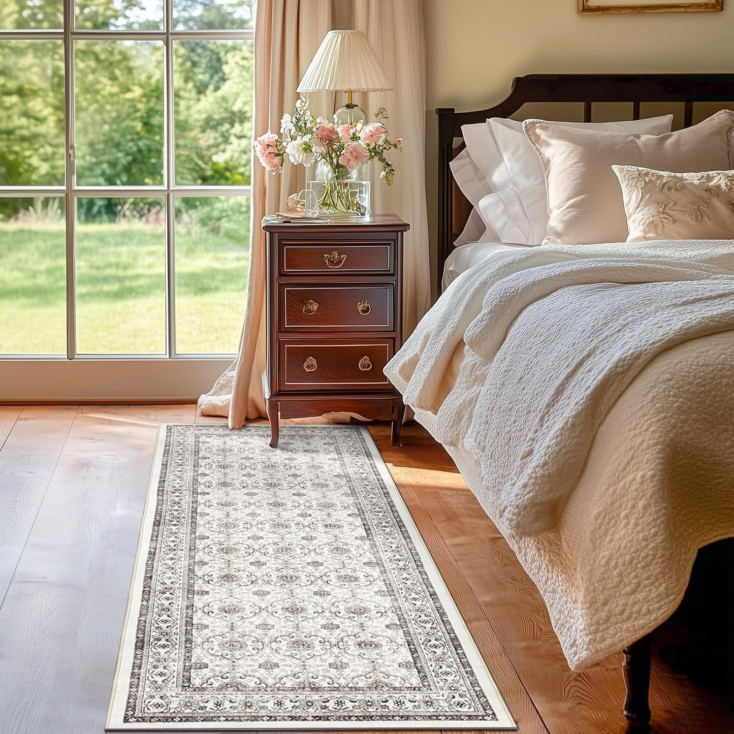 jinchan Runner Rug 2x6 - Machine Washable Beige Vintage Floral Distressed Design Soft Non-Slip Low-Pile Ultra-Thin Runner Rug for Kitchen Hallway Laundry Room Entryway Farmhouse (2‘x6',Beige)