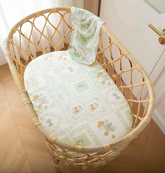 SDY Soft Bassinet Sheets Set 2 Pack for Baby Girl and Boy 32 * 16 * 4 inches,Universal Fit for Bassinets Baby Cradle Moses Basket Oval Rectangle Mattress Safe and Snug (Bear&Strawberry& Floral&Bow)