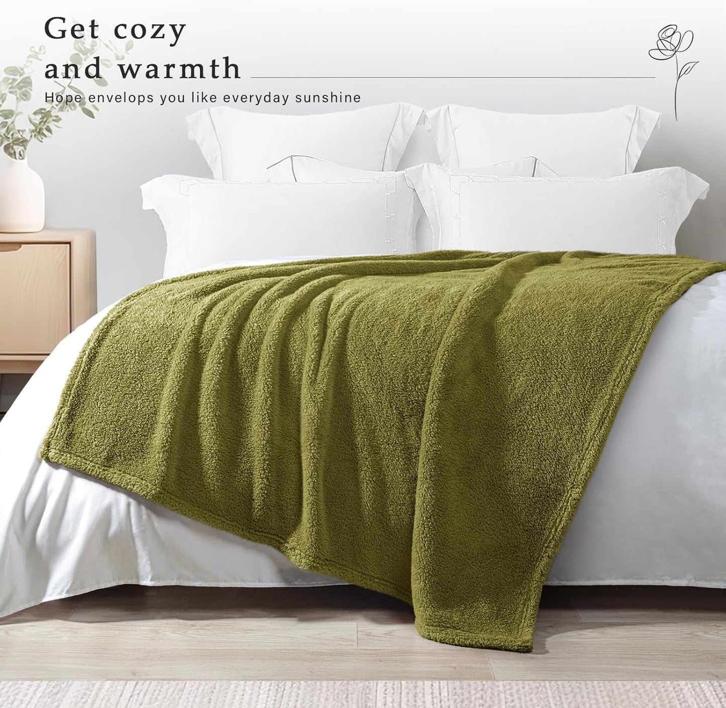 Exclusivo Mezcla Soft Fleece Throw Blanket for Couch, Super Soft Velvet Plush Bed Blanket, Fuzzy Cozy and Warm for All Seasons, 50x60 Inches, Olive Green