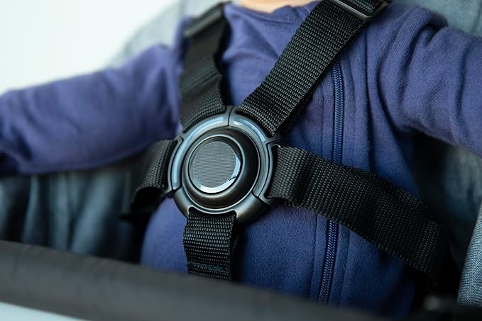 guzzie+Guss Perch Clip-On Table Chair – Easy Setup for Travel (Restaurants, Picnics), at Home (Kitchen Islands, Dining Tables) - Secure & Portable Seating, Machine Washable Fabric - Forest Green